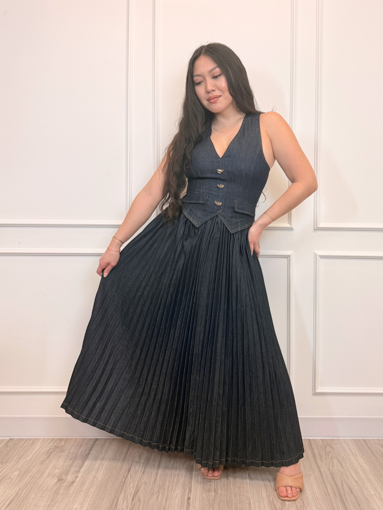 Darla Denim Pleated Dress – The Sweet Collective