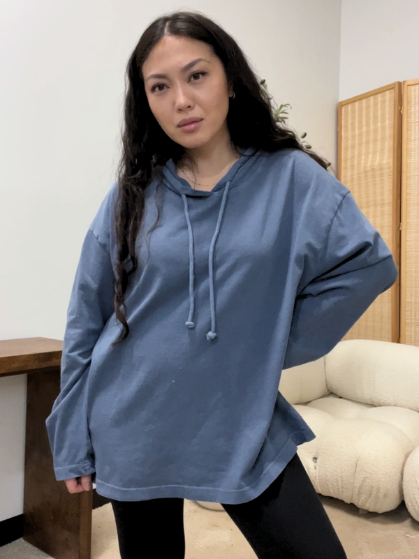 Tarian Oversized Hooded Top